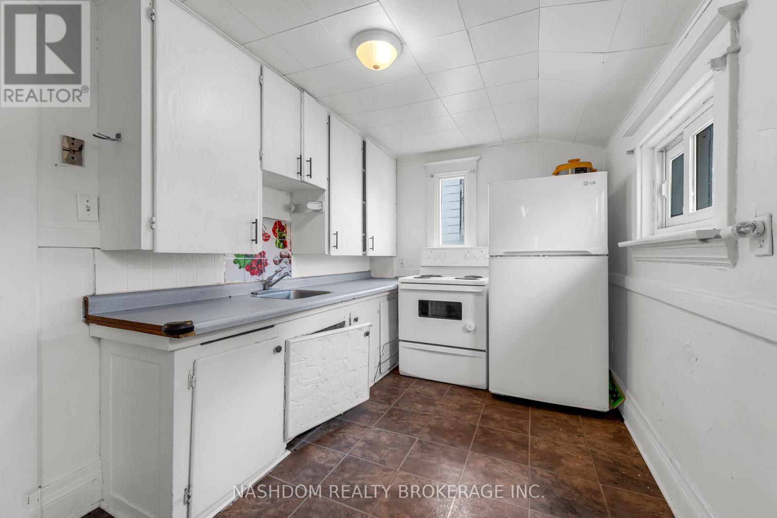6510 Drummond Road Property Photo 14