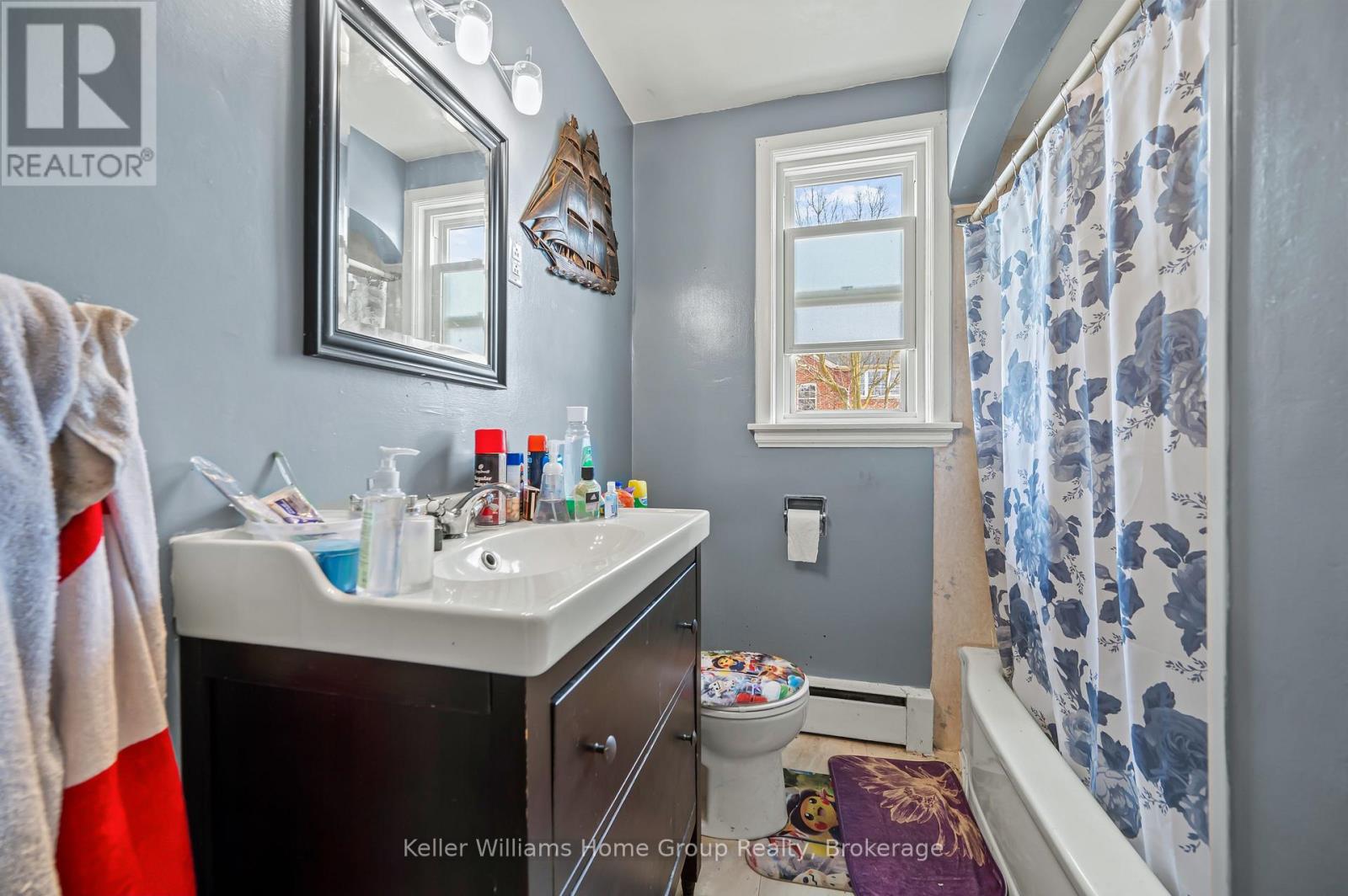 107 East Avenue Property Photo 9