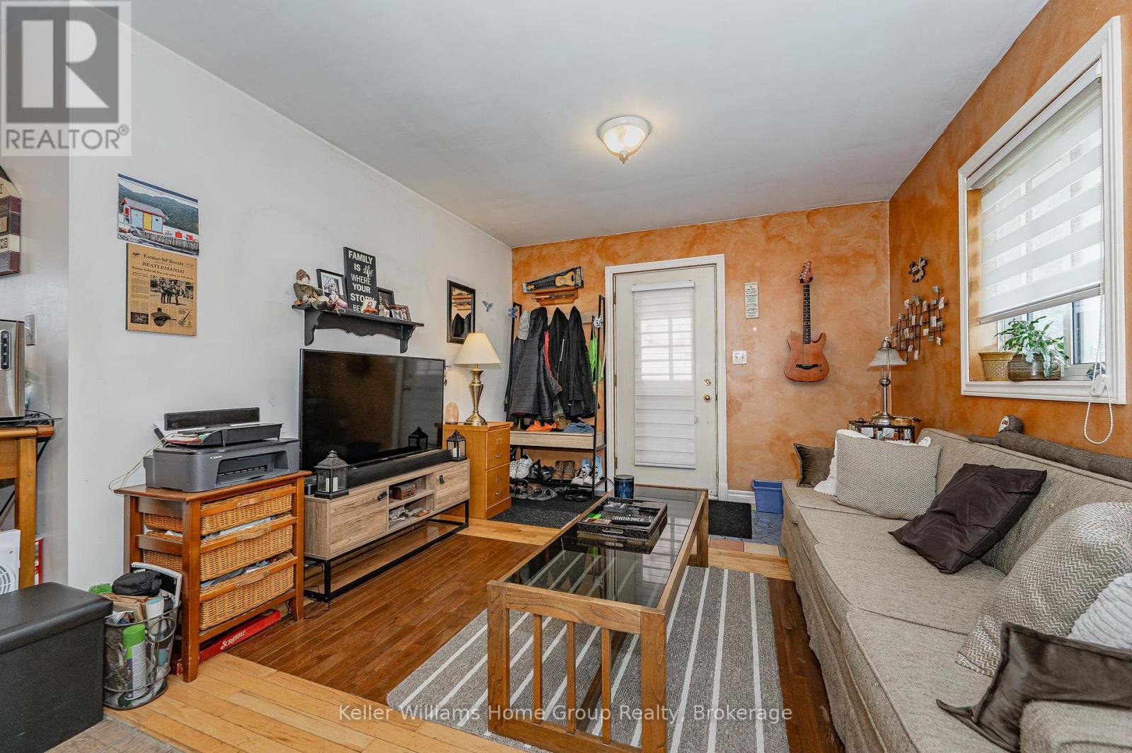 107 East Avenue Property Photo 22
