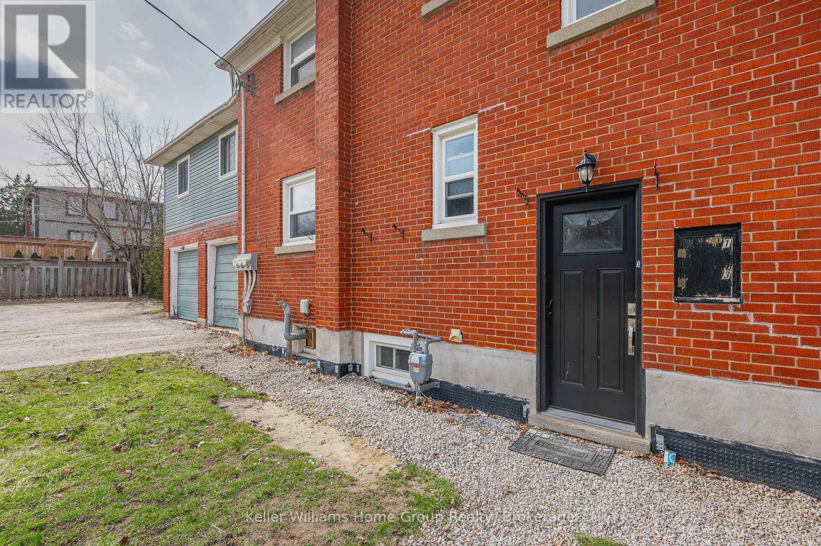 107 East Avenue Property Photo 29
