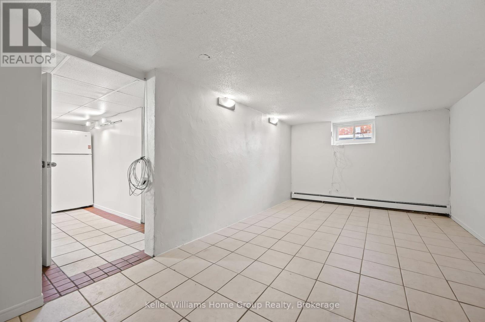 107 East Avenue Property Photo 32
