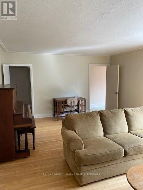 372 Cedar Avenue Property Photo 4