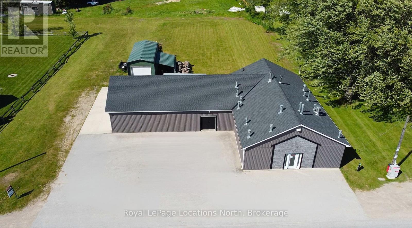 6 Ashfield-huron Road Property Photo 2