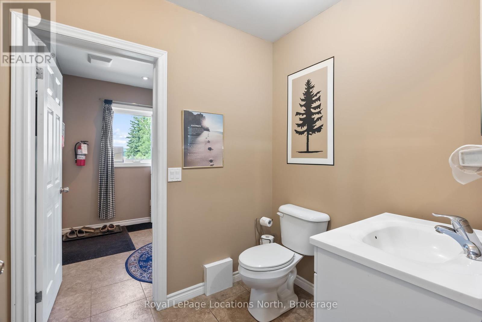 6 Ashfield-huron Road Property Photo 17