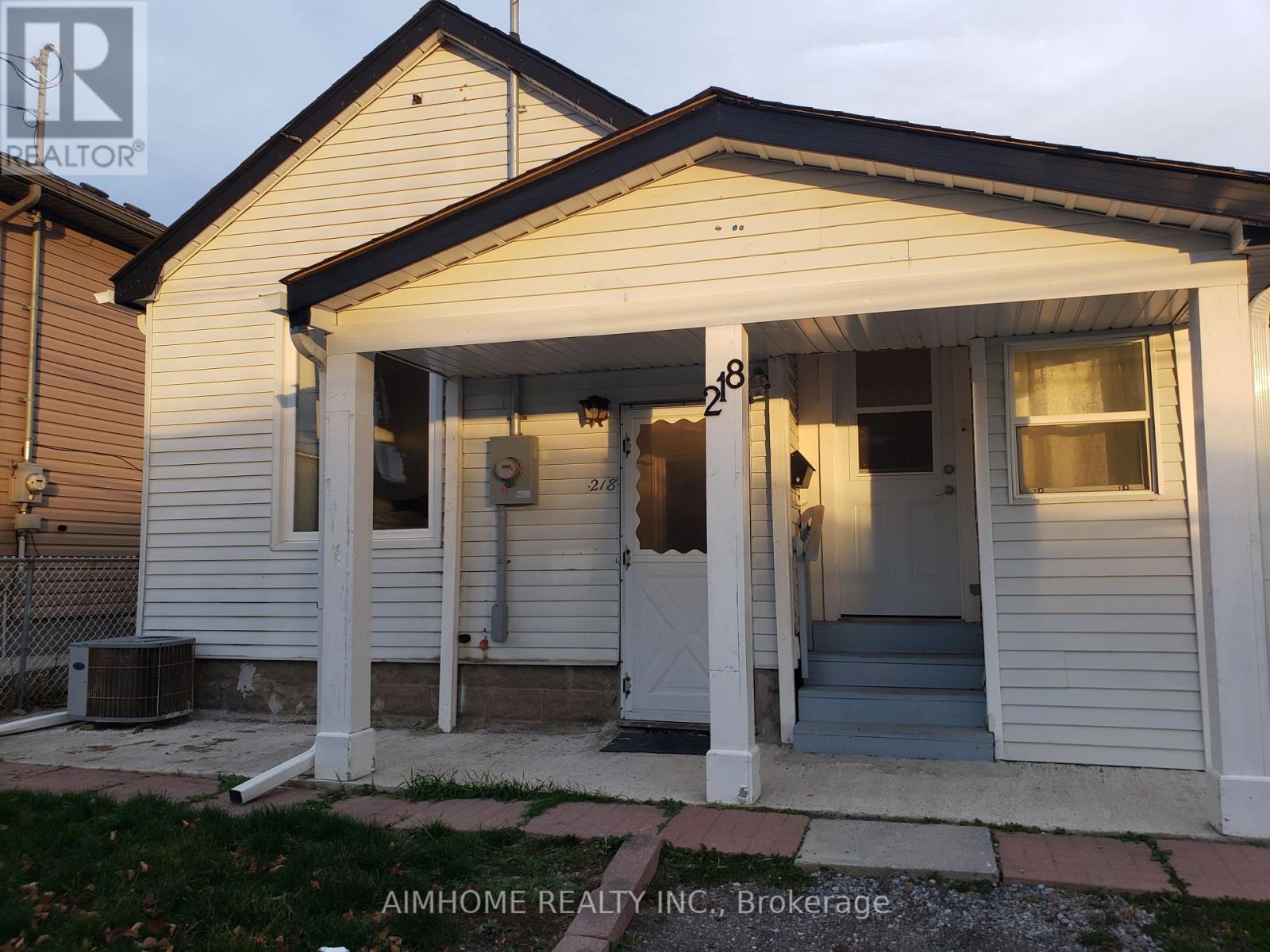 218 Morton Street Property Photo 1