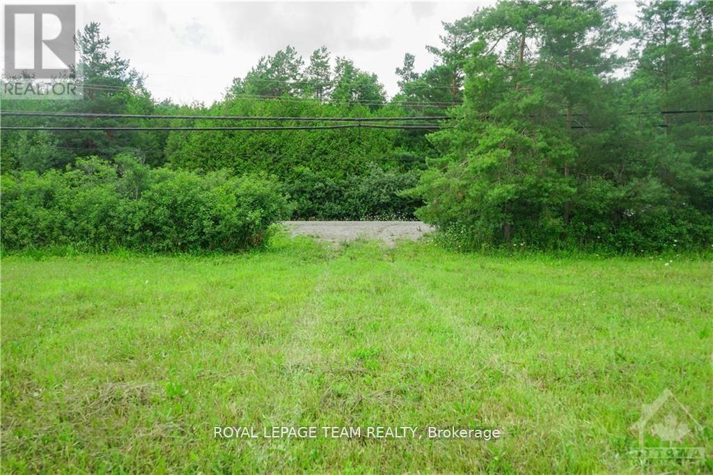 8530 Victoria Street Property Photo 2