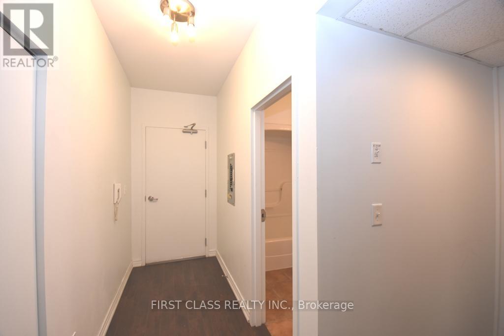 2 - 18 Market Street Property Photo 2