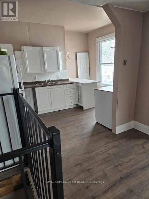 10594 Main Street Property Photo 3