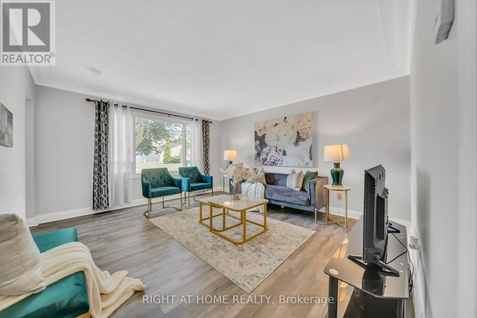 171 Eighth Avenue Property Photo 7