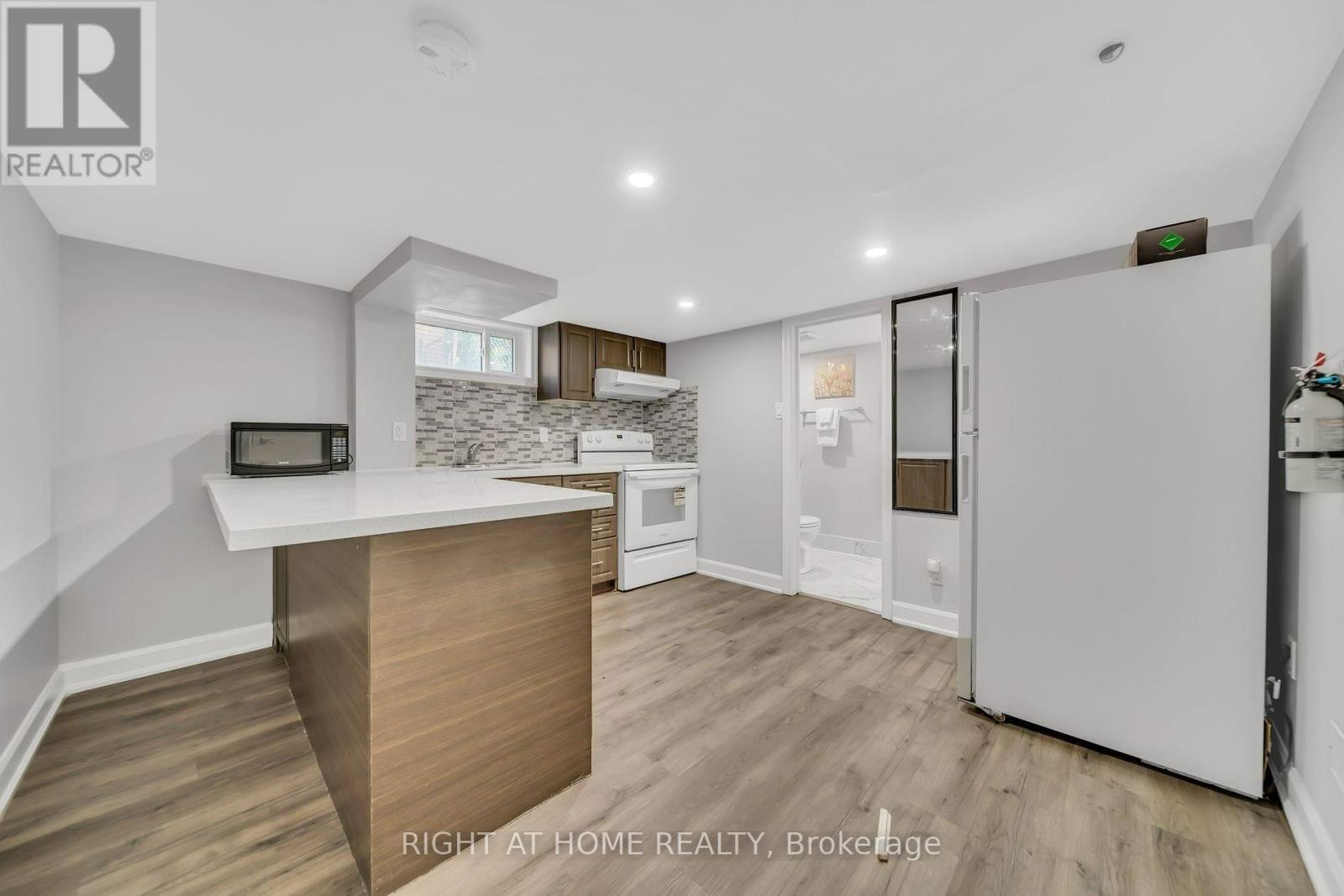 171 Eighth Avenue Property Photo 28