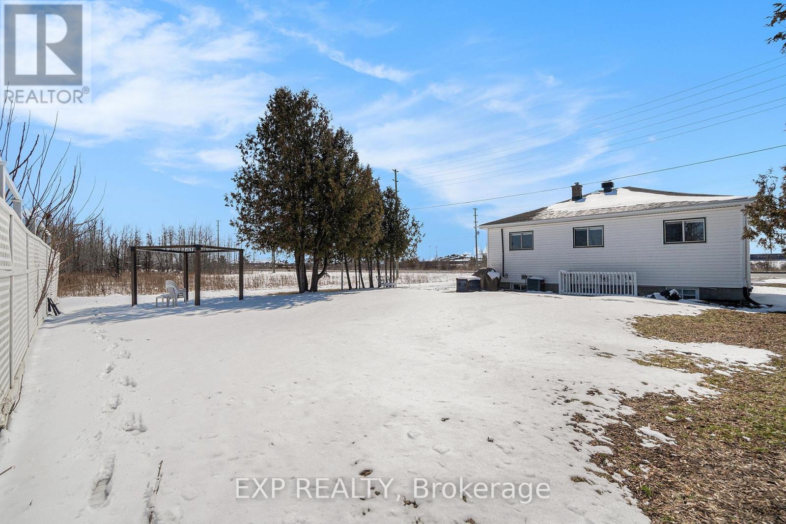 2147 Mer Bleue Road Property Photo 15