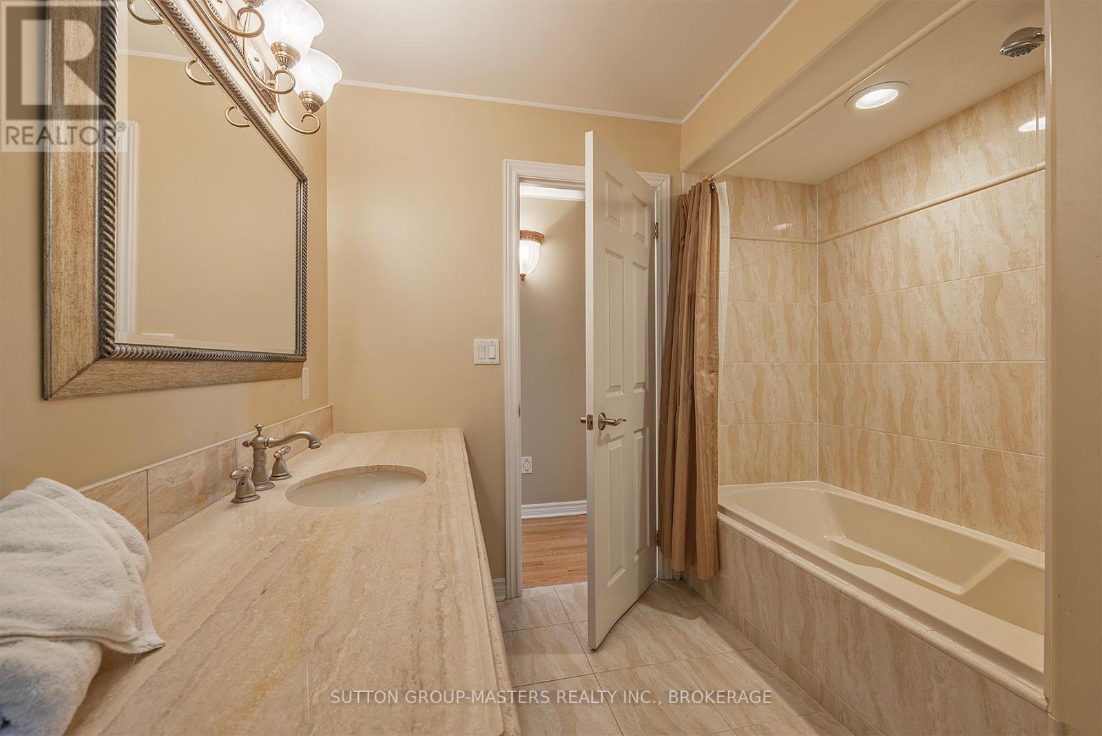 3048 Blue Sky Lane Property Photo 44