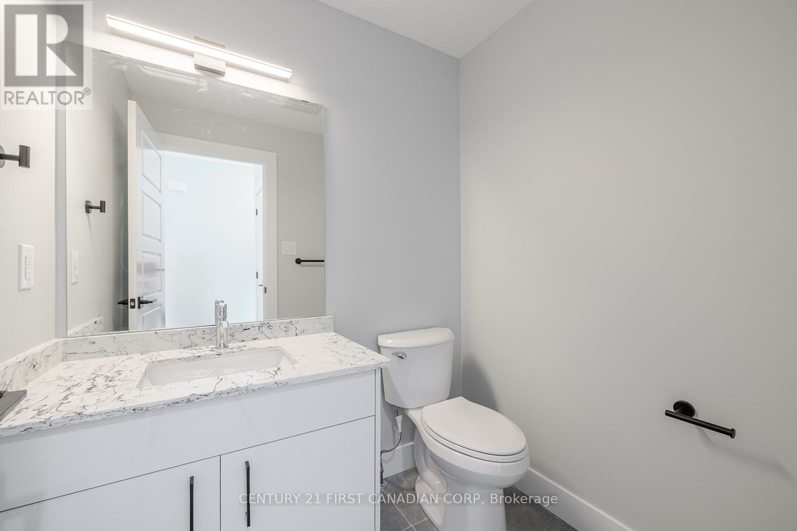109 Ross Street Property Photo 10