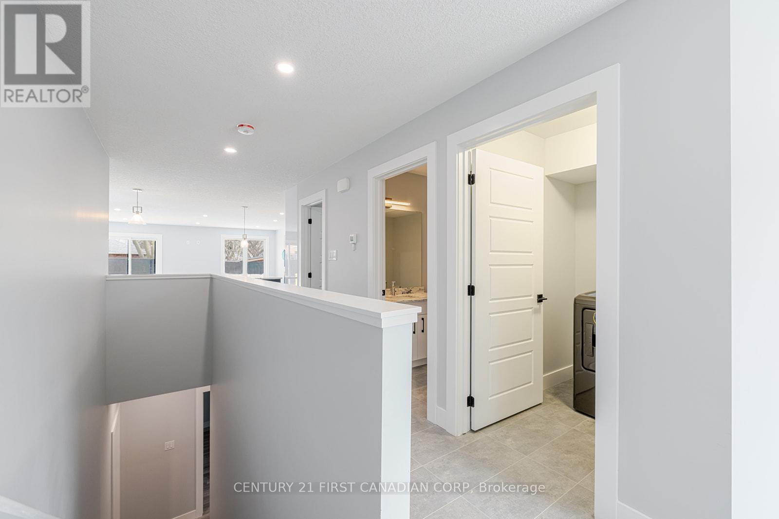 109 Ross Street Property Photo 15
