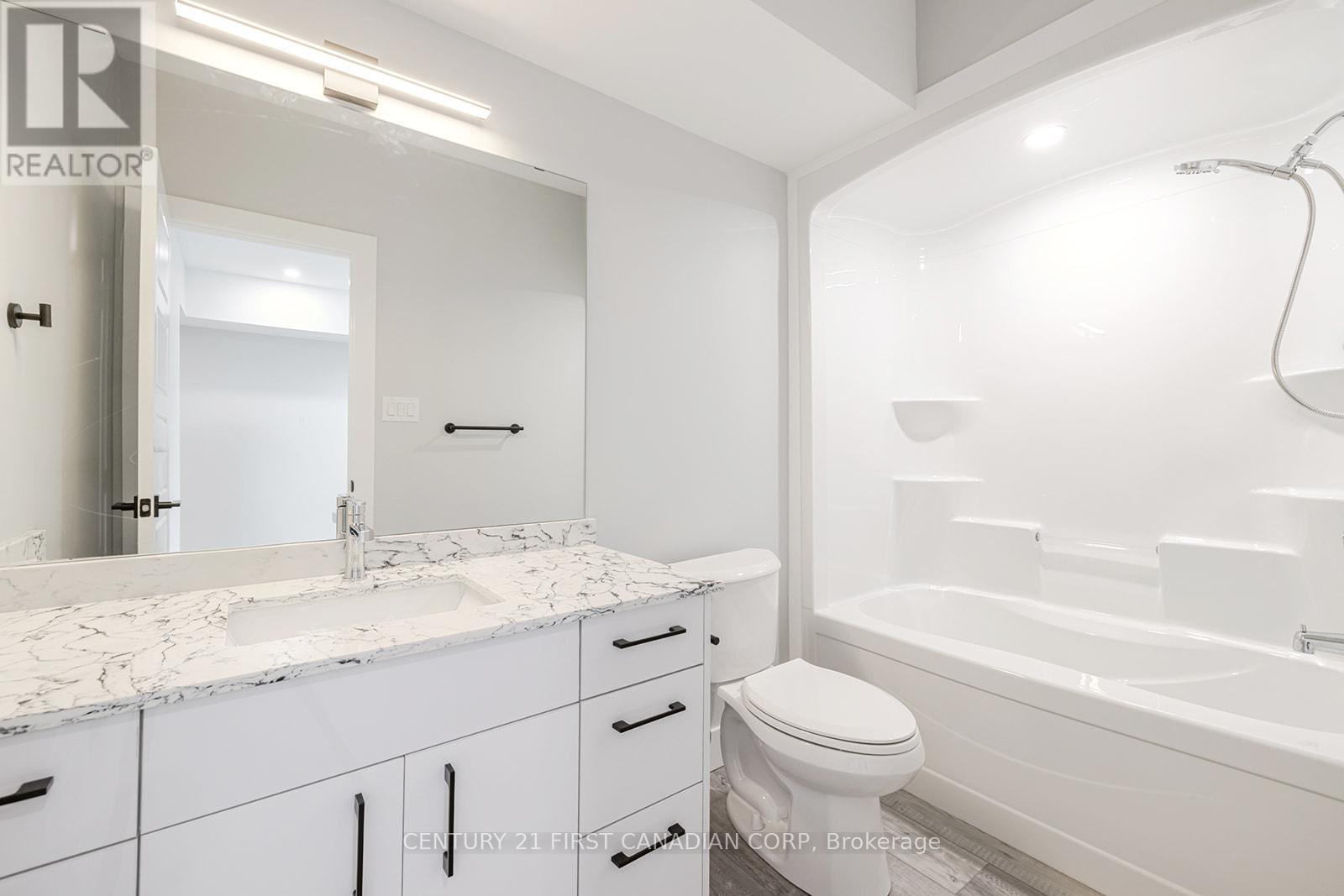 109 Ross Street Property Photo 25