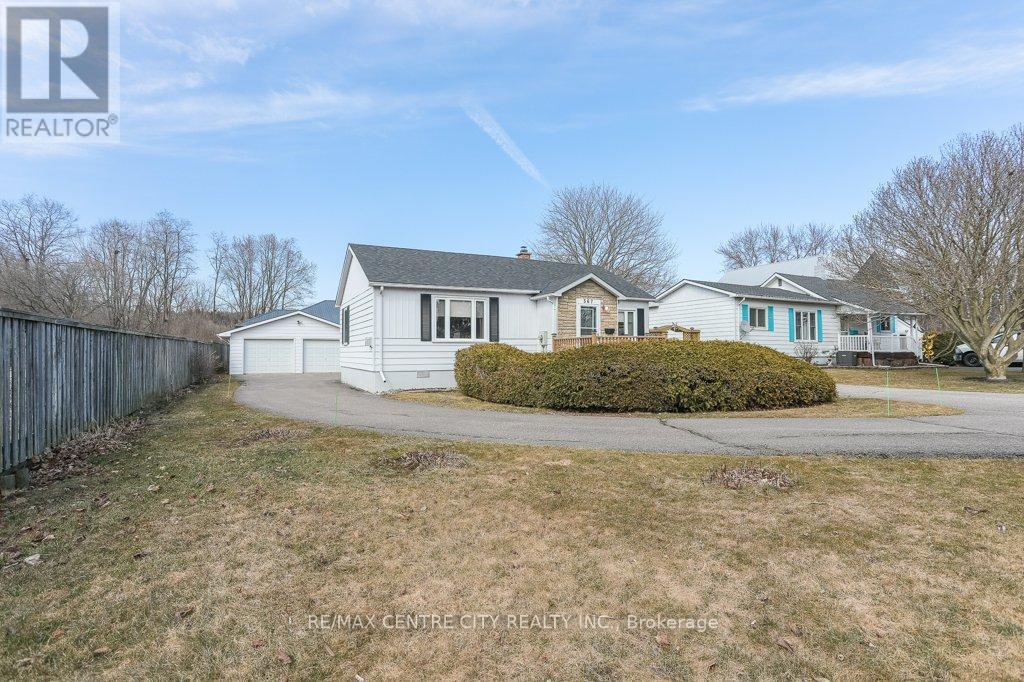 367 Warren Street Property Photo 1