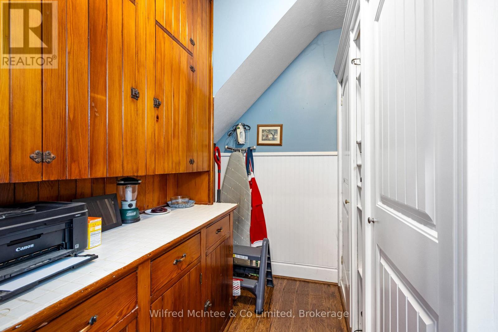 952 Bruce Road 23 Property Photo 9