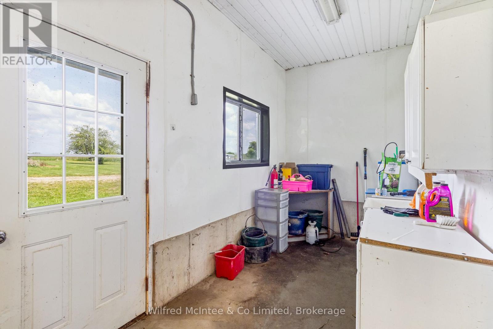 952 Bruce Road 23 Property Photo 31