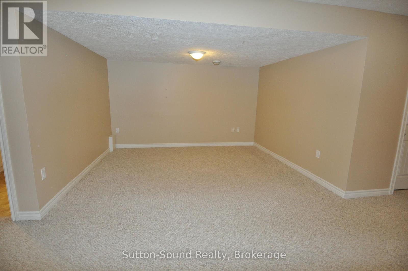 1326 15th St B Street E Property Photo 19