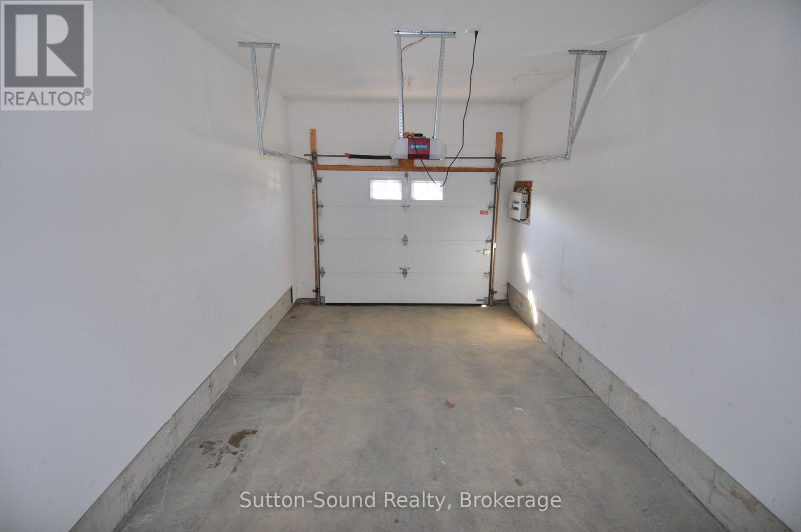 1326 15th St B Street E Property Photo 23