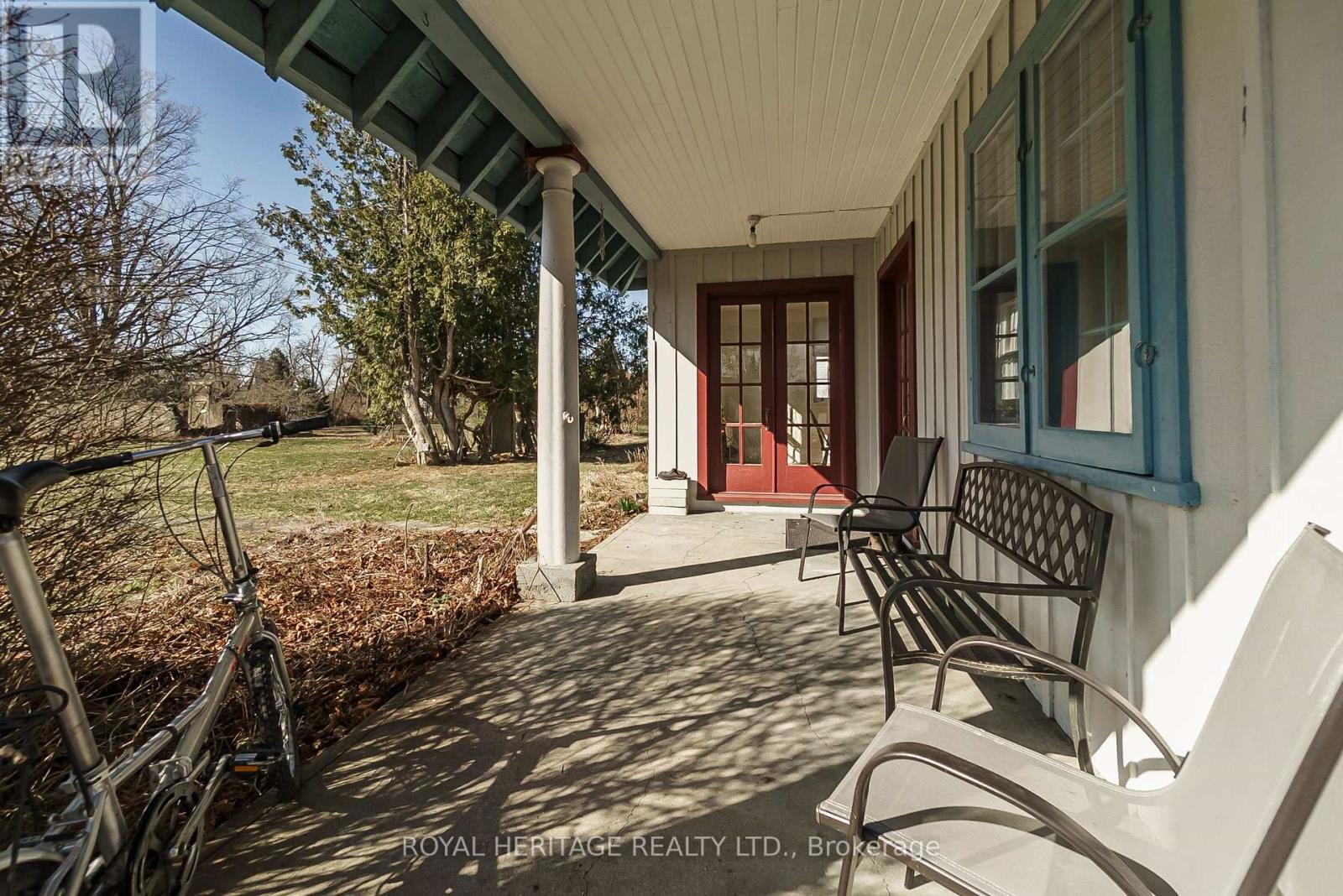 31 Dewart Lane Property Photo 3