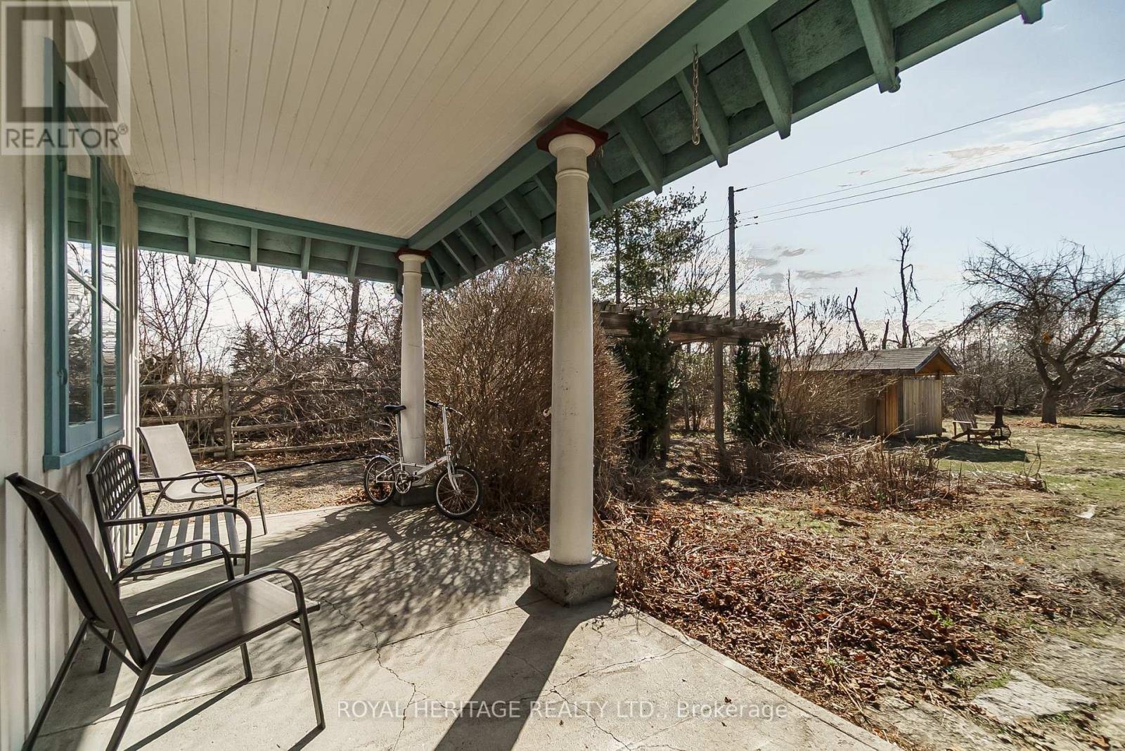 31 Dewart Lane Property Photo 4