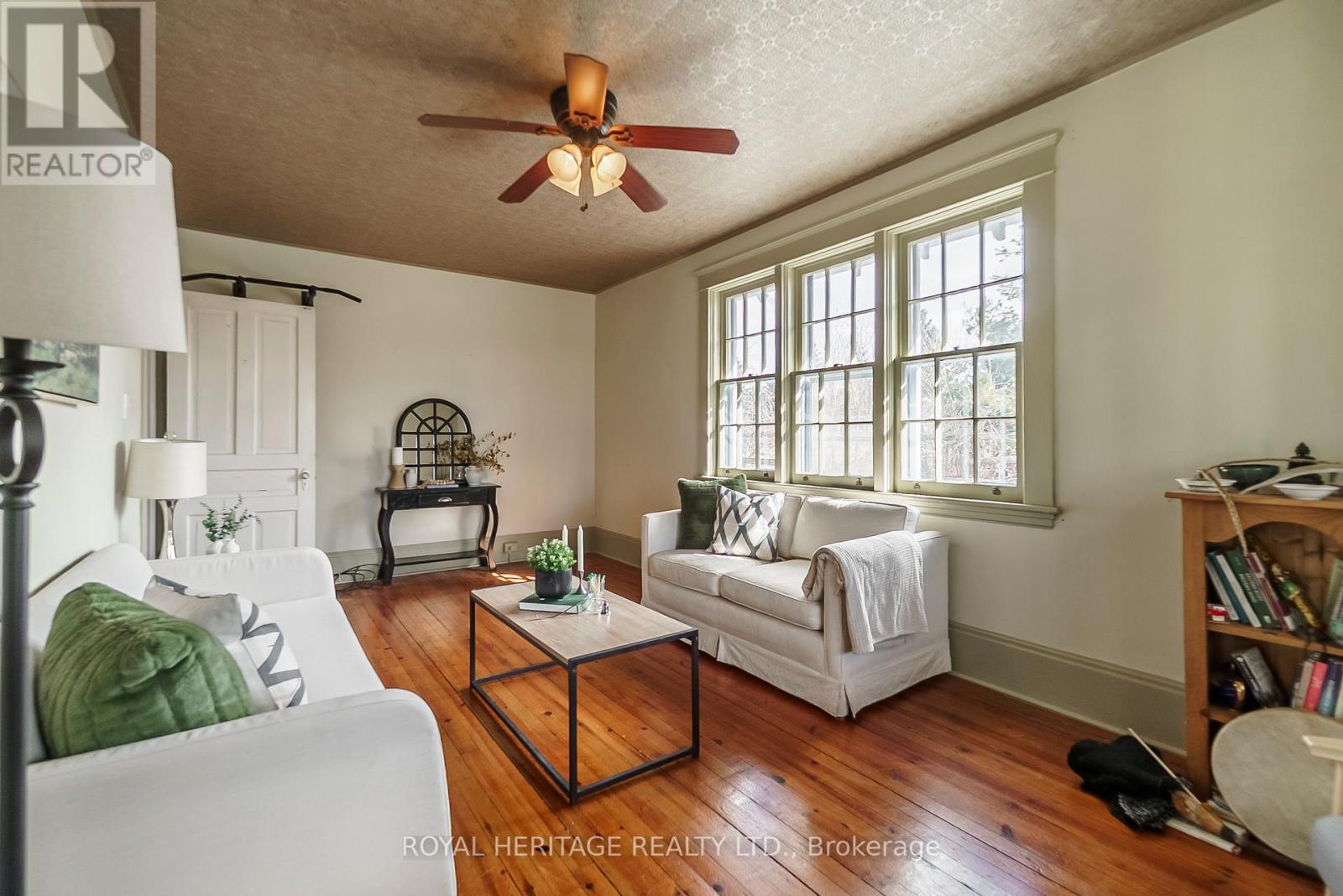 31 Dewart Lane Property Photo 11