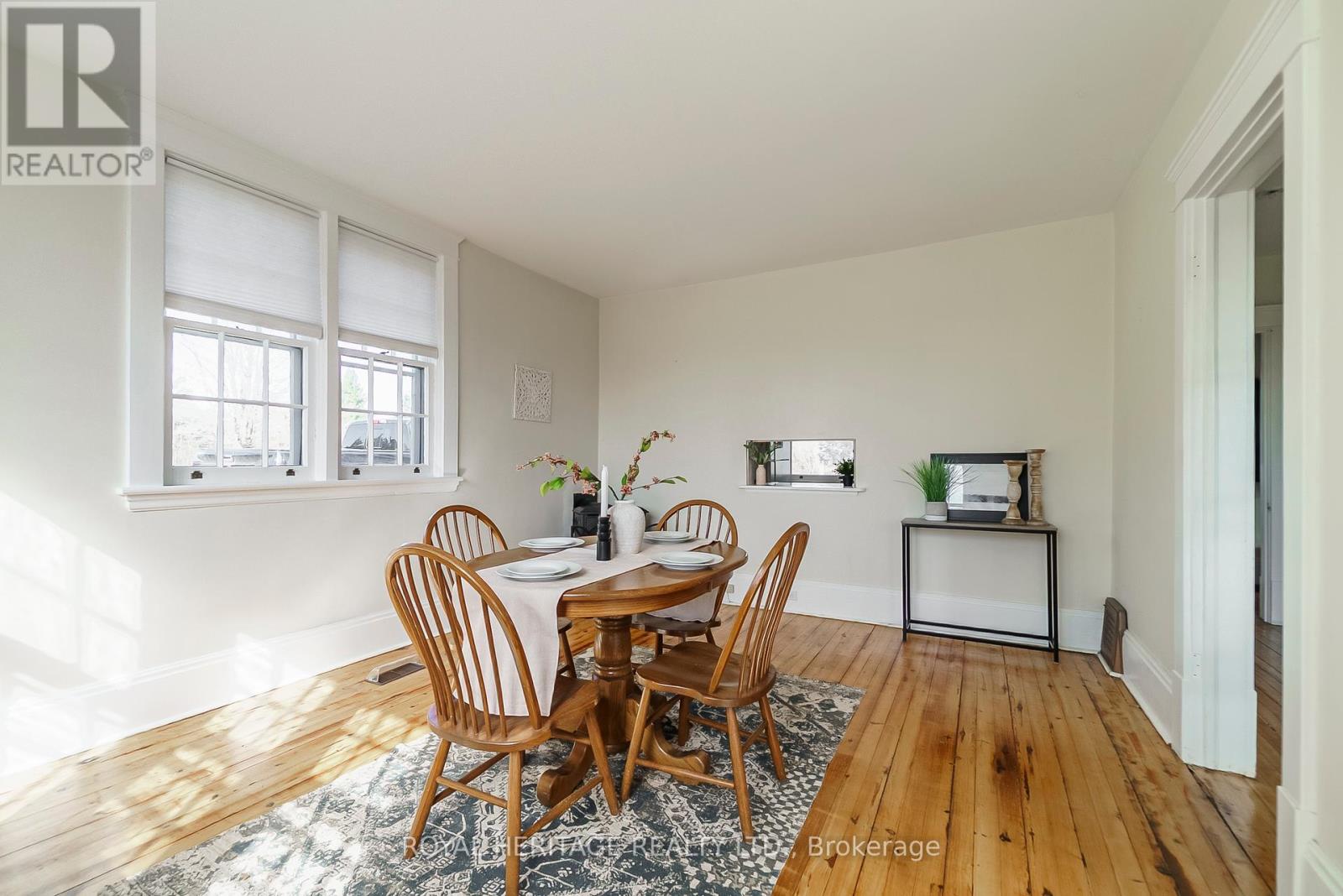 31 Dewart Lane Property Photo 16