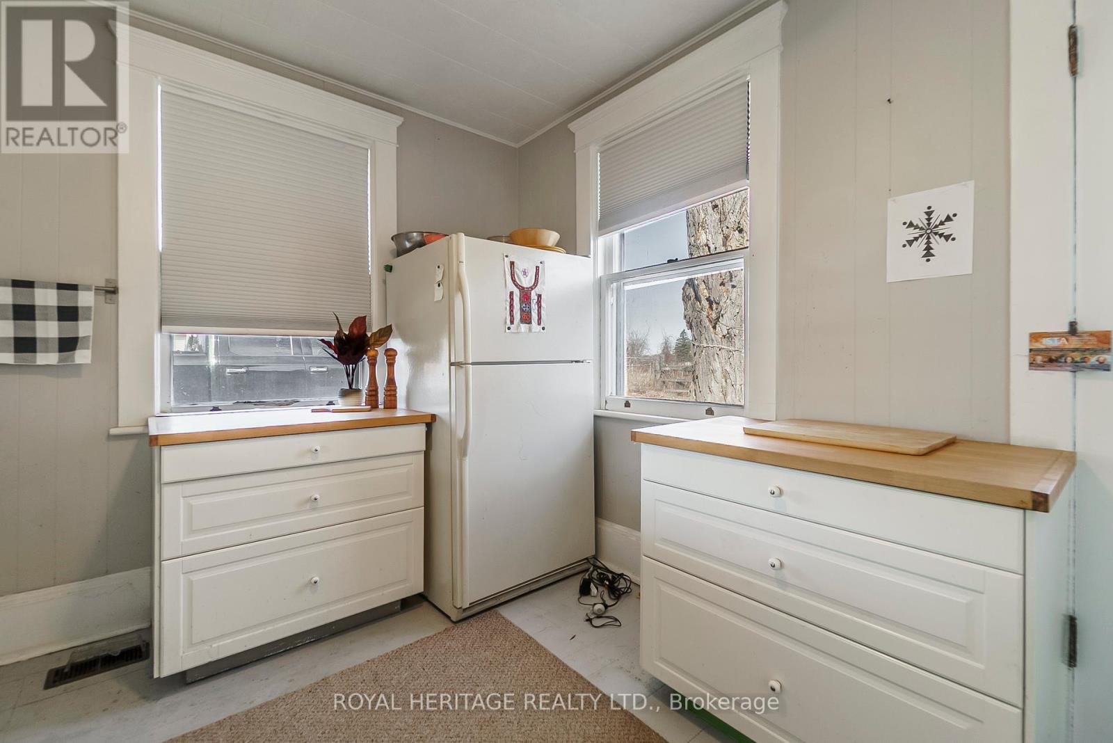 31 Dewart Lane Property Photo 22