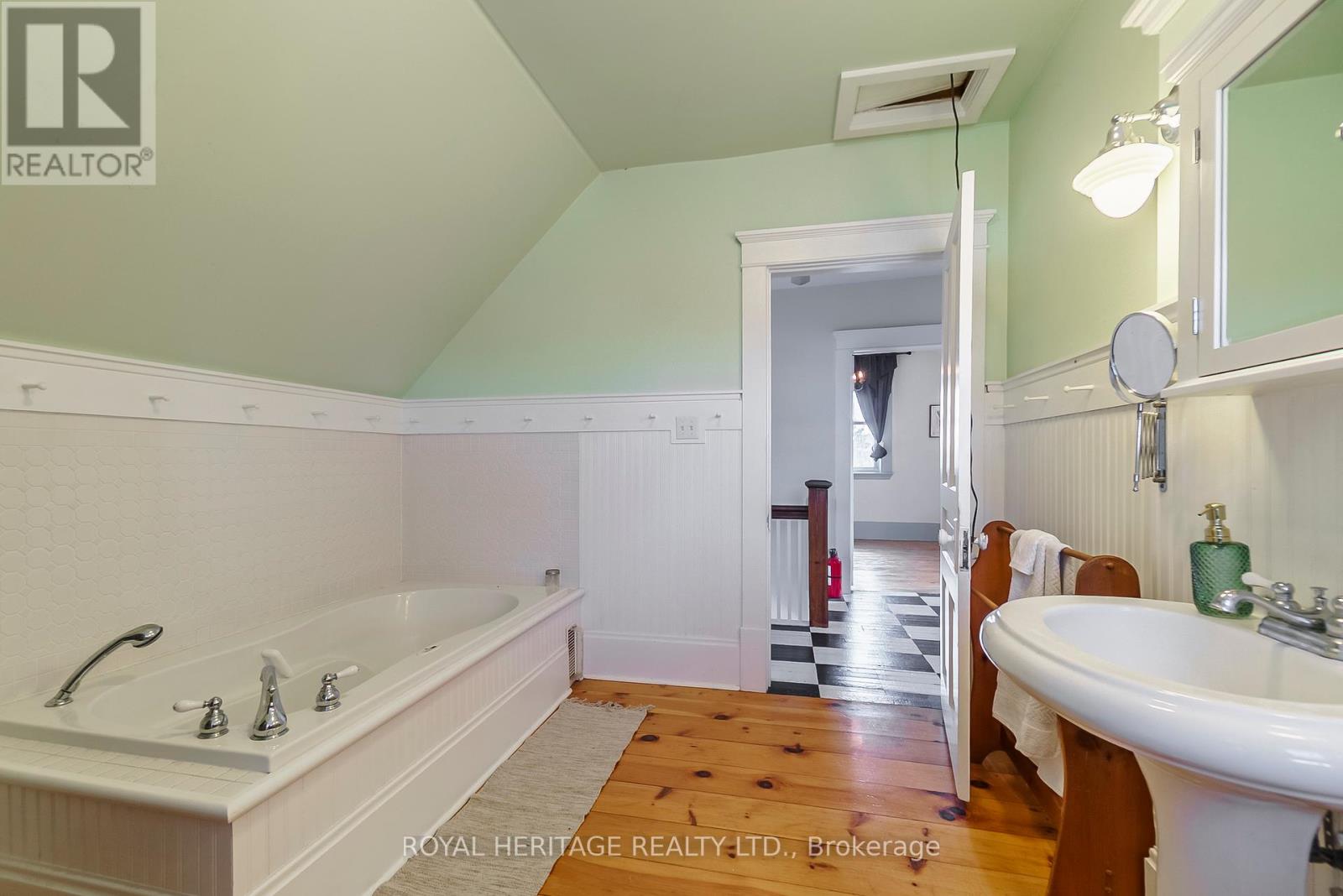 31 Dewart Lane Property Photo 33