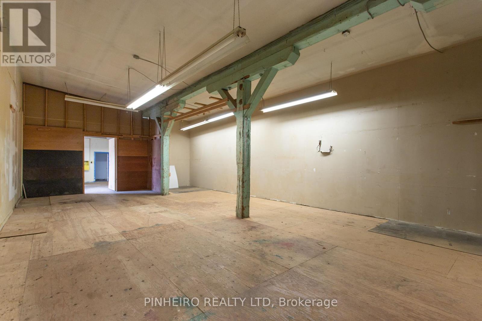 100 St George Street Property Photo 23