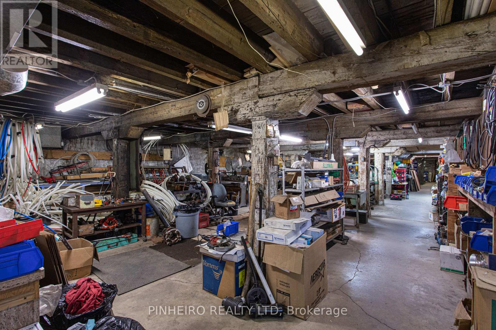 100 St George Street Property Photo 28