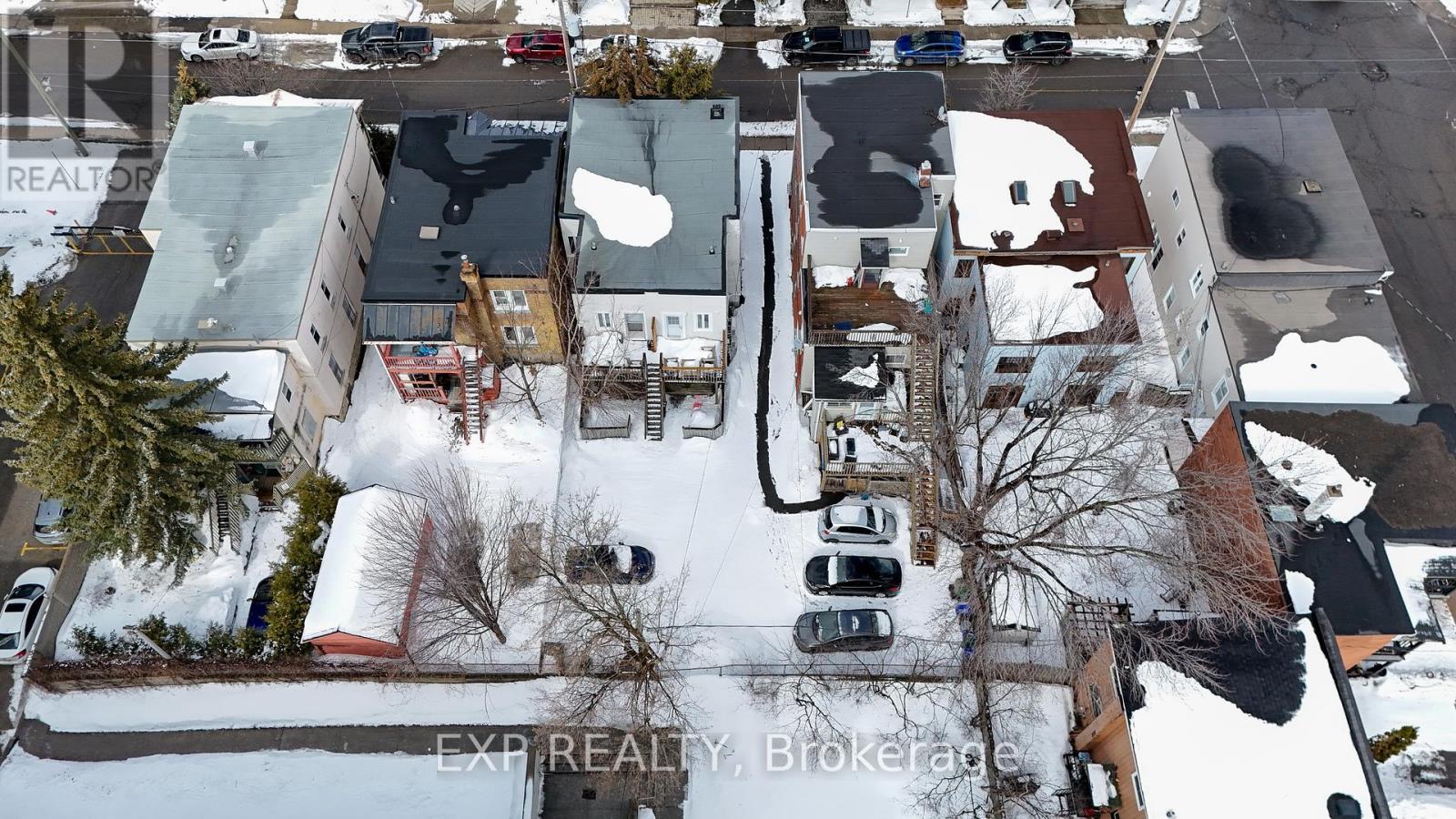 52 St Andrew Street Property Photo 37