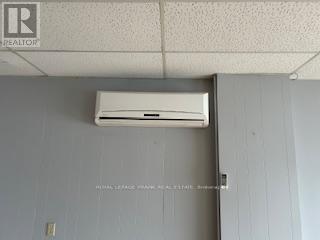 Unit #1 Main Floor - 817 Ward Street Property Photo 9