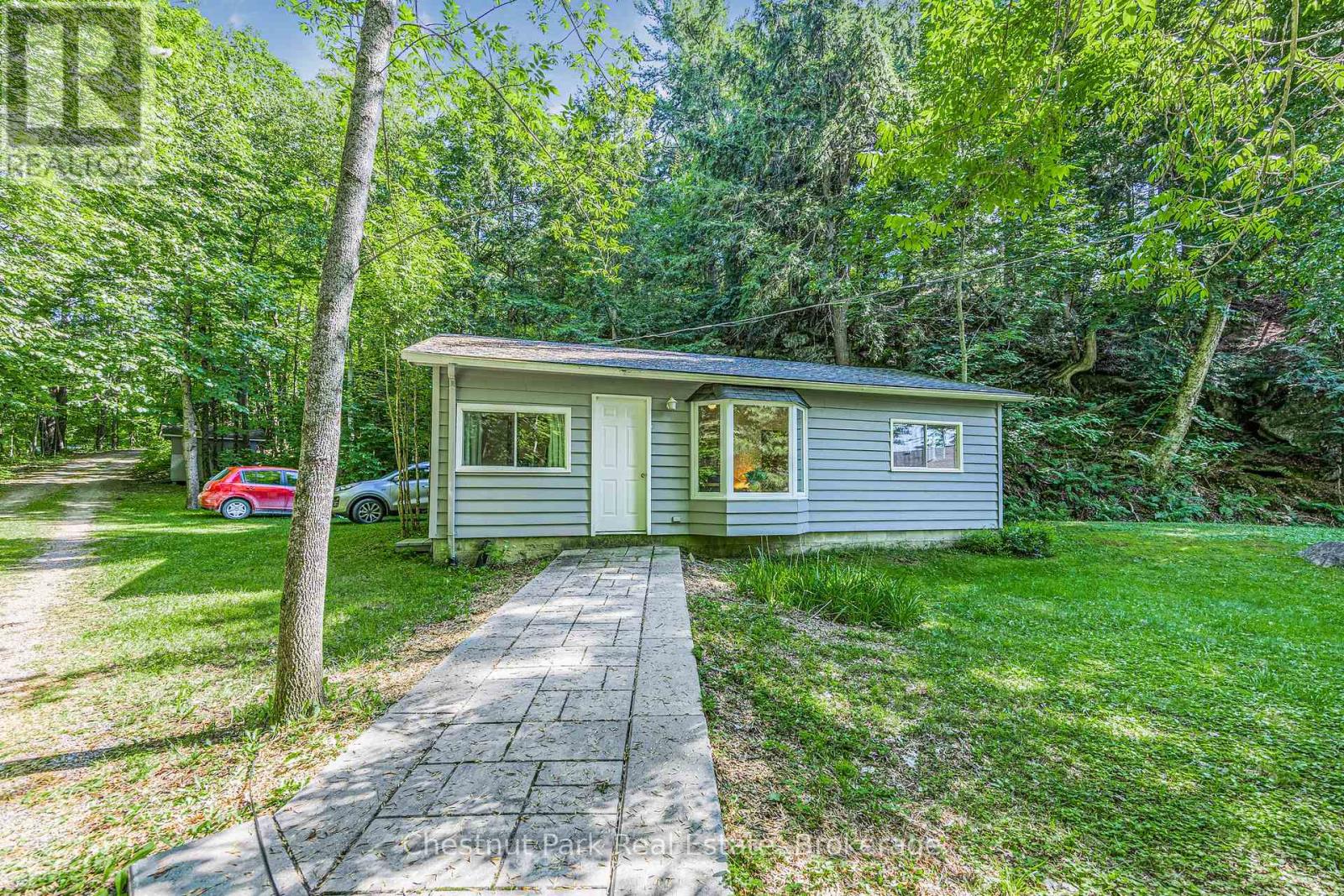 3 - 1251 Brackenrig Road N Property Photo 16