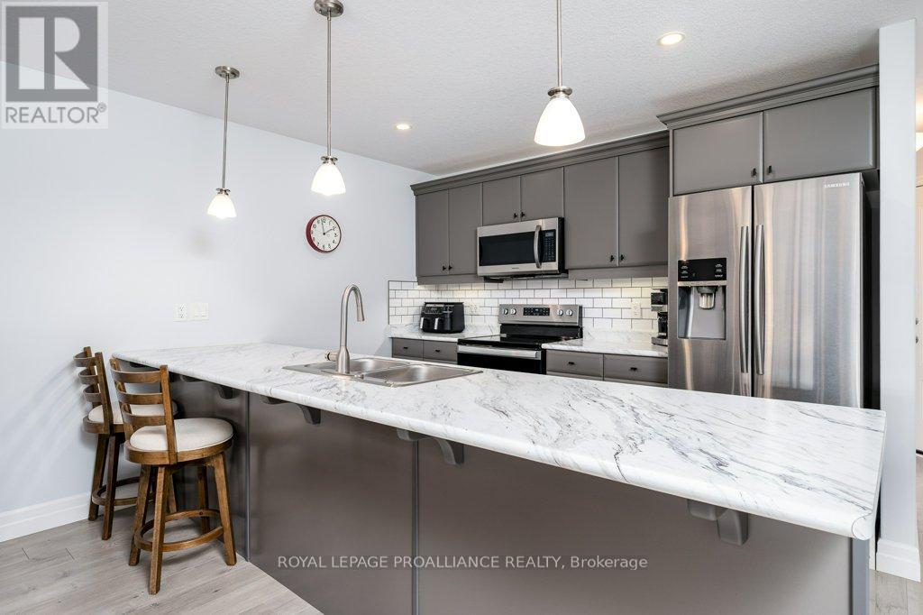 14 Caleb Crescent Property Photo 4