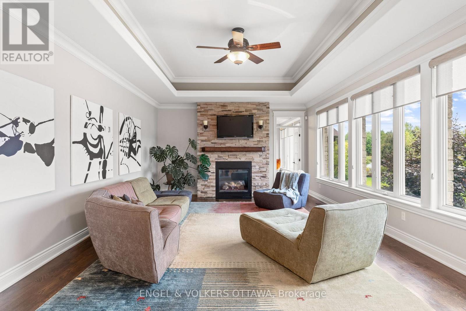 6808 Suncrest Drive Property Photo 12