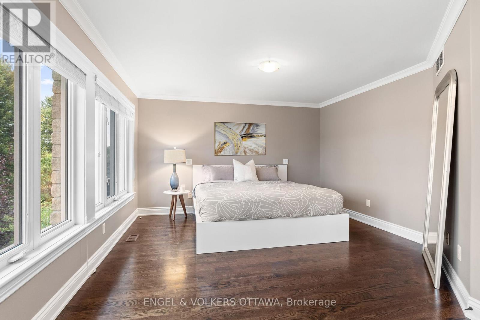 6808 Suncrest Drive Property Photo 21