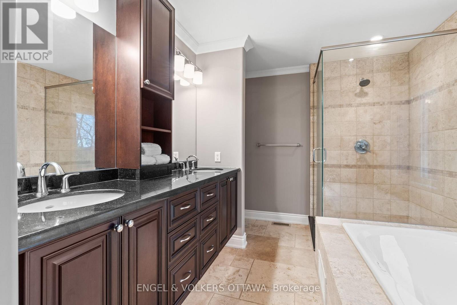 6808 Suncrest Drive Property Photo 24