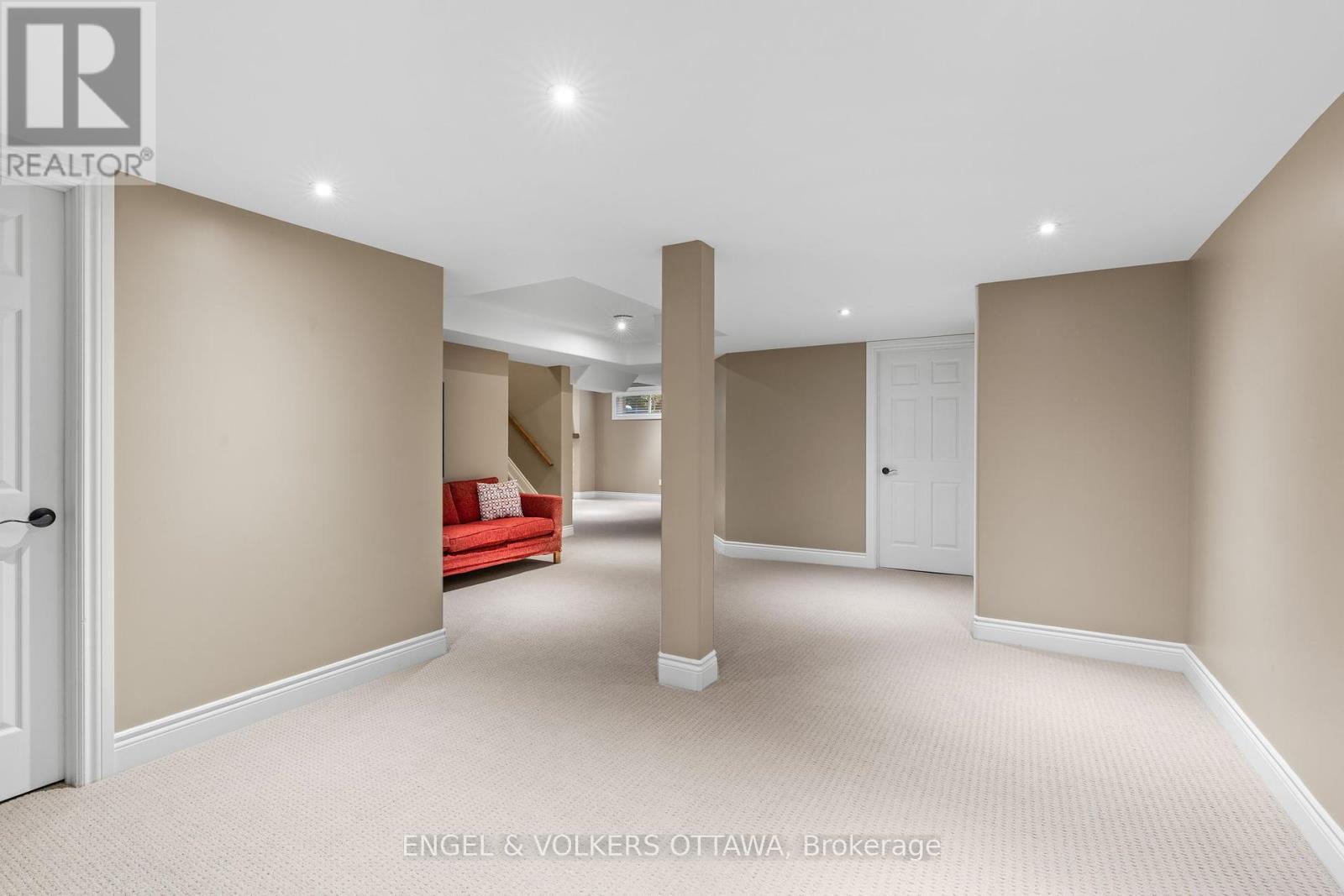 6808 Suncrest Drive Property Photo 35