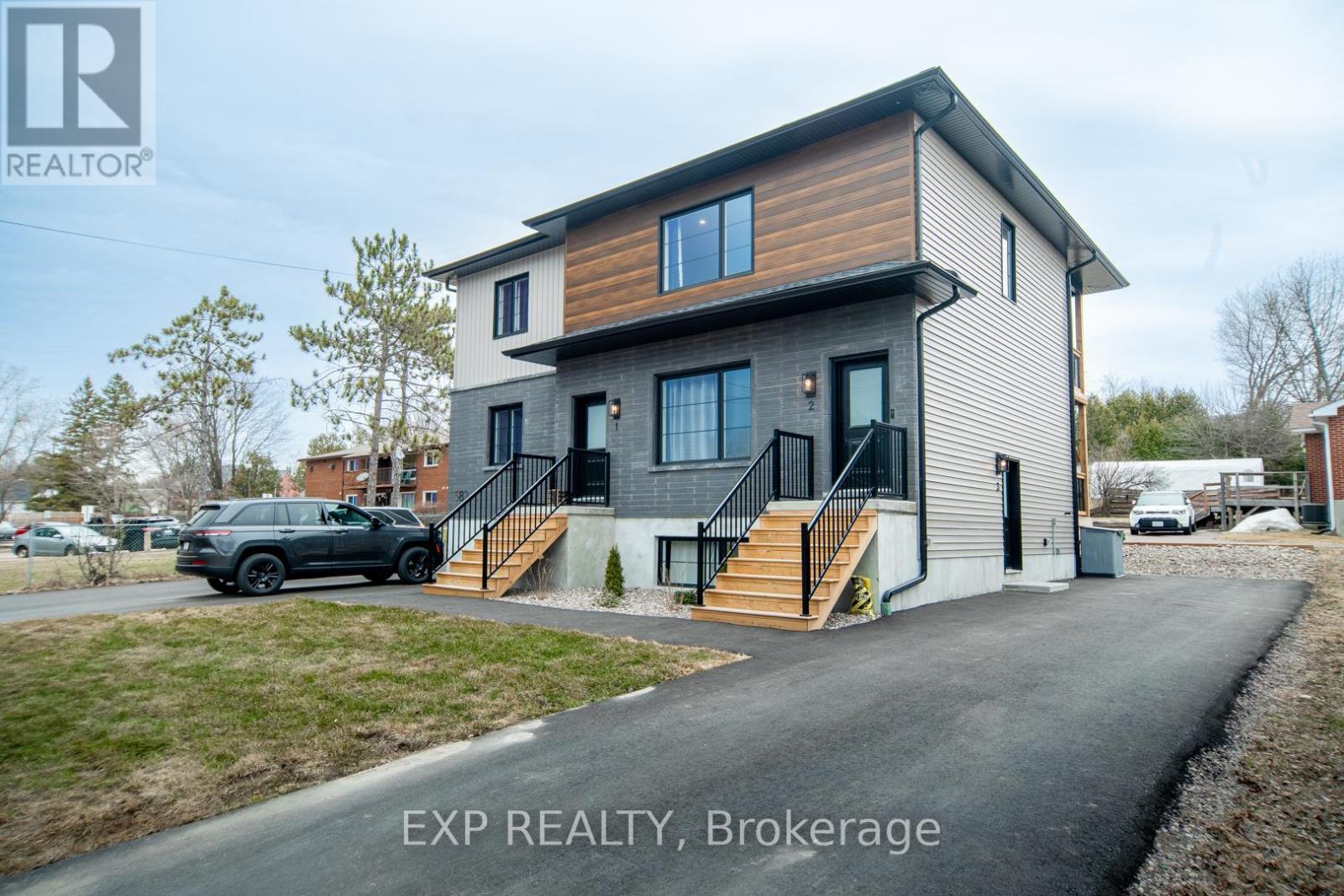 583 River Road Property Photo 1