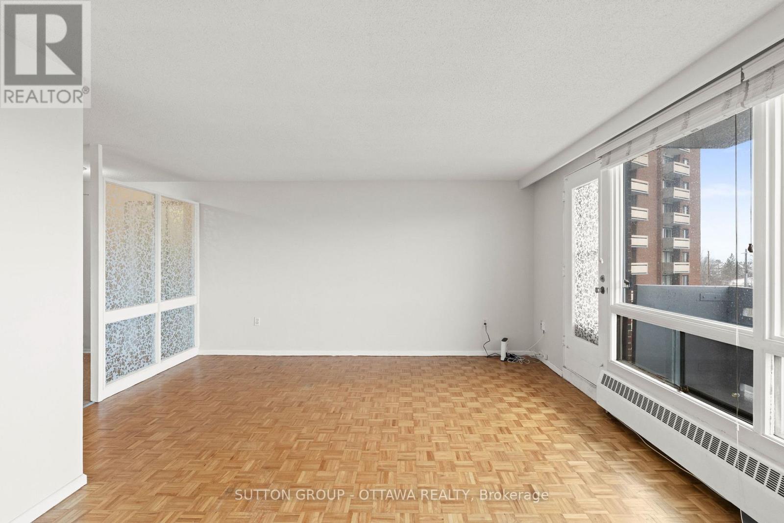 410 - 3100 Carling Avenue E Property Photo 6