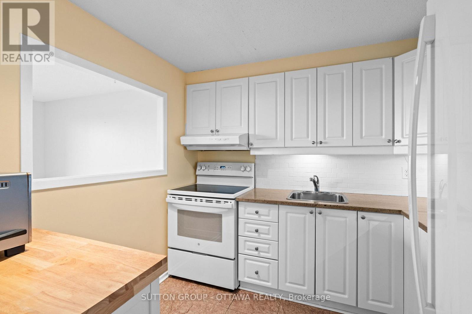 410 - 3100 Carling Avenue E Property Photo 8