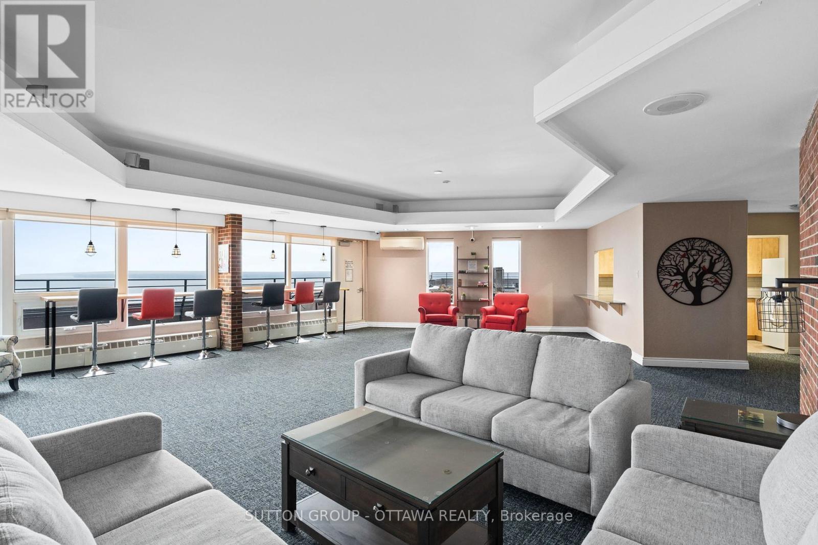 410 - 3100 Carling Avenue E Property Photo 28