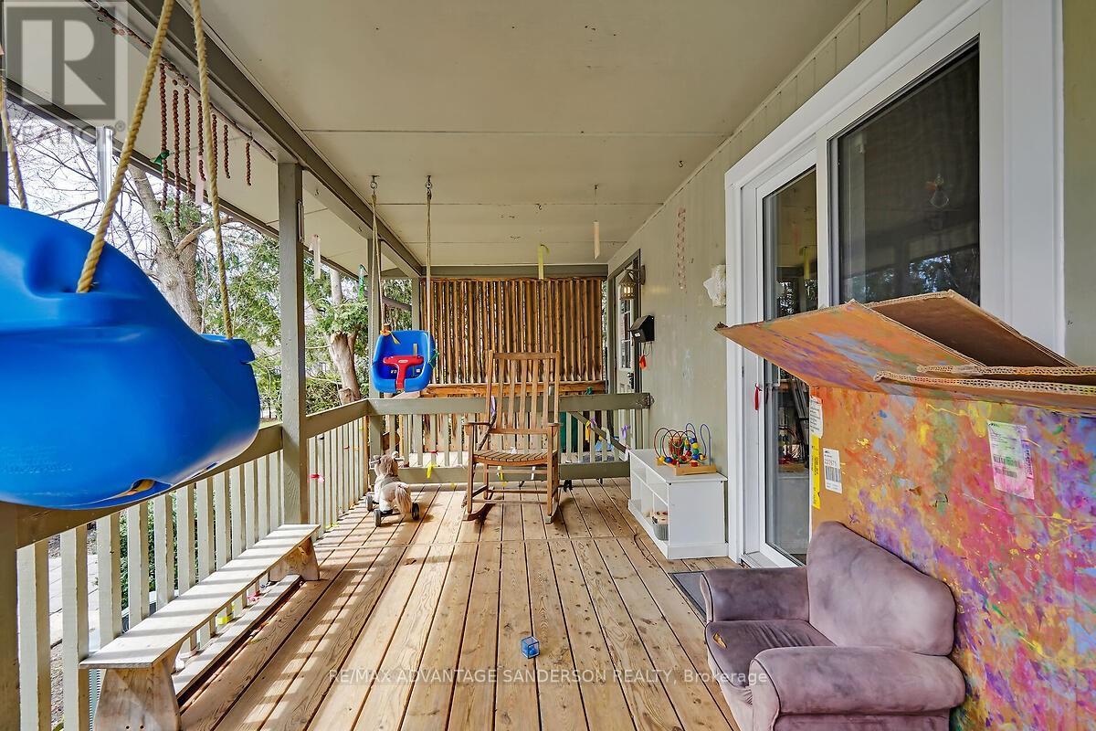 318 Piccadilly Street Property Photo 4