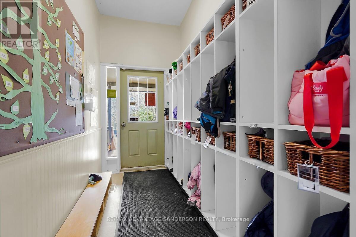 318 Piccadilly Street Property Photo 14