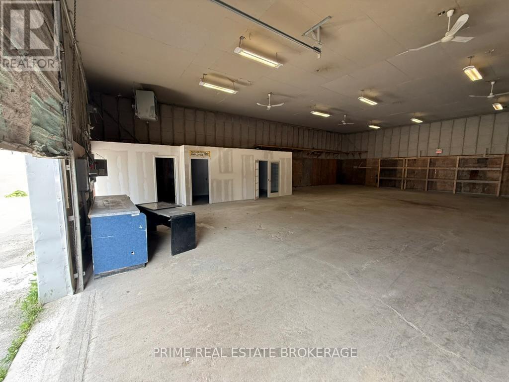 501 Bathurst Street Property Photo 4