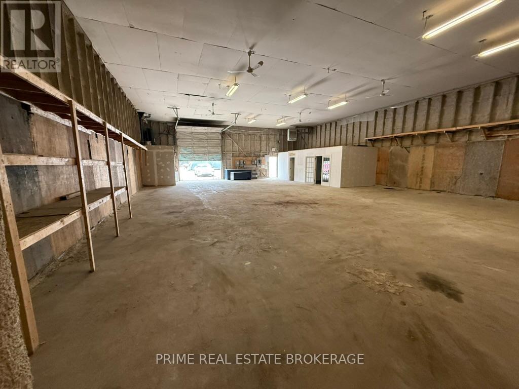 501 Bathurst Street Property Photo 5