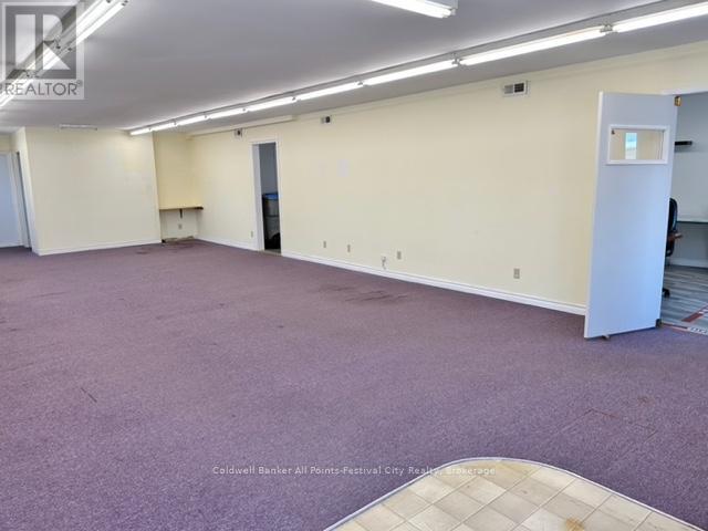 36 Newgate Street Property Photo 8