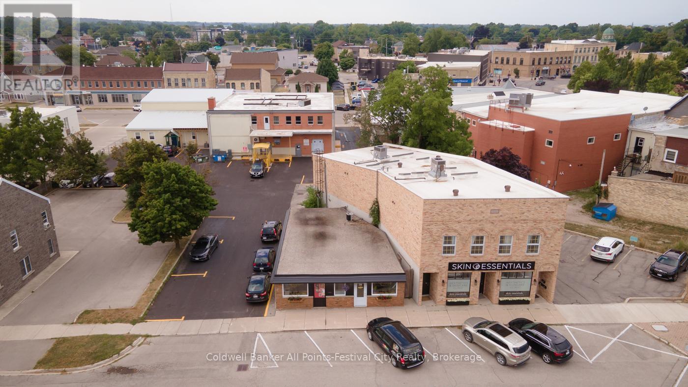 36 Newgate Street Property Photo 14